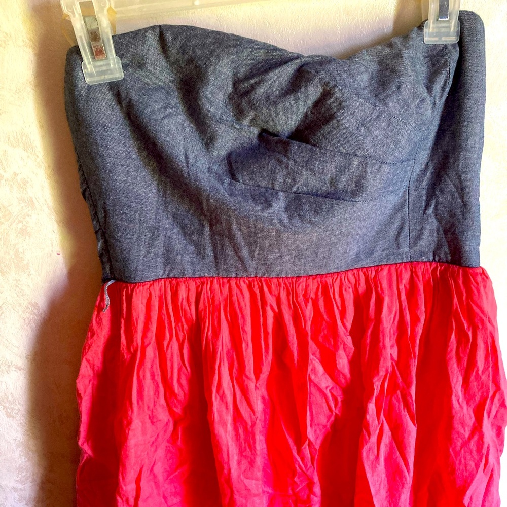 No strap dress